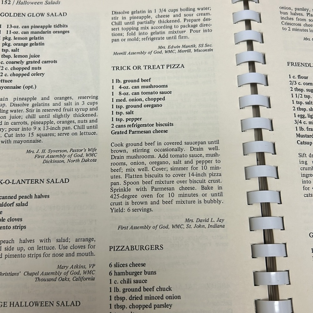 Favorite Recipes Cookbook - Picture 8 of 9